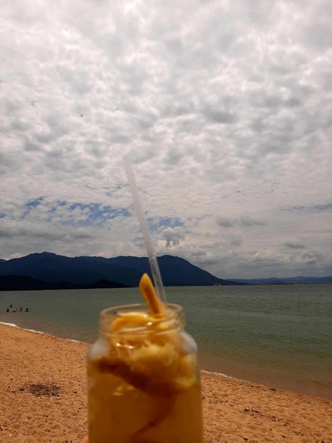 Pe Na Areia, Casa Na Praia De Frente Para O Mar フロリアノポリス エクステリア 写真