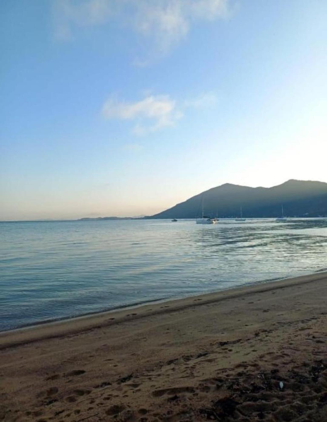 Pe Na Areia, Casa Na Praia De Frente Para O Mar フロリアノポリス エクステリア 写真